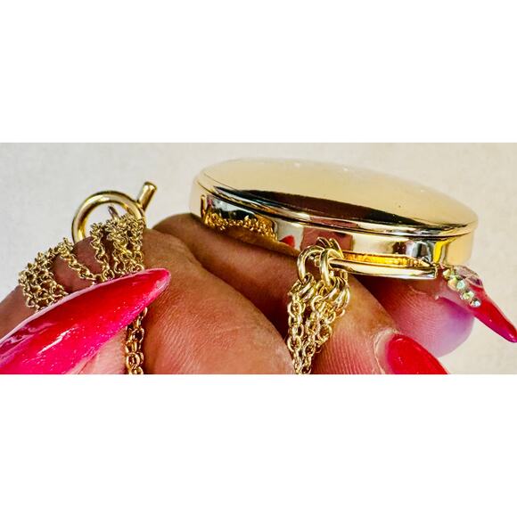 COMPACT MIRROR: j’adore DIOR Golden Tone w/Matching 3 Link Chain Wristlet, NWOT - Picture 14 of 16